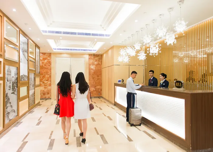 Hotel Fu Hua 3*