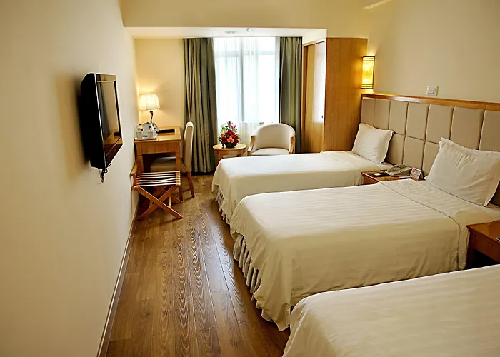 Hotel Fu Hua 3*