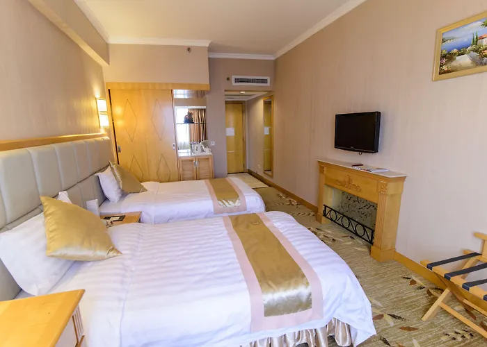Fu Hua Hotel 3*
