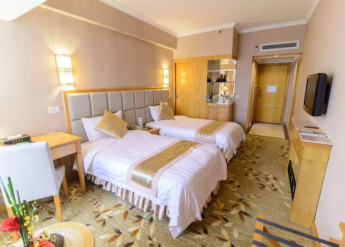 Hotel Fu Hua 3*